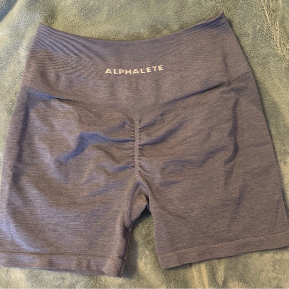 Alphalete Amplify Shorts - Picture 3 of 4